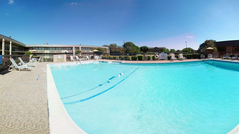Red Roof Inn & Conference Center Mckinney Exterior foto